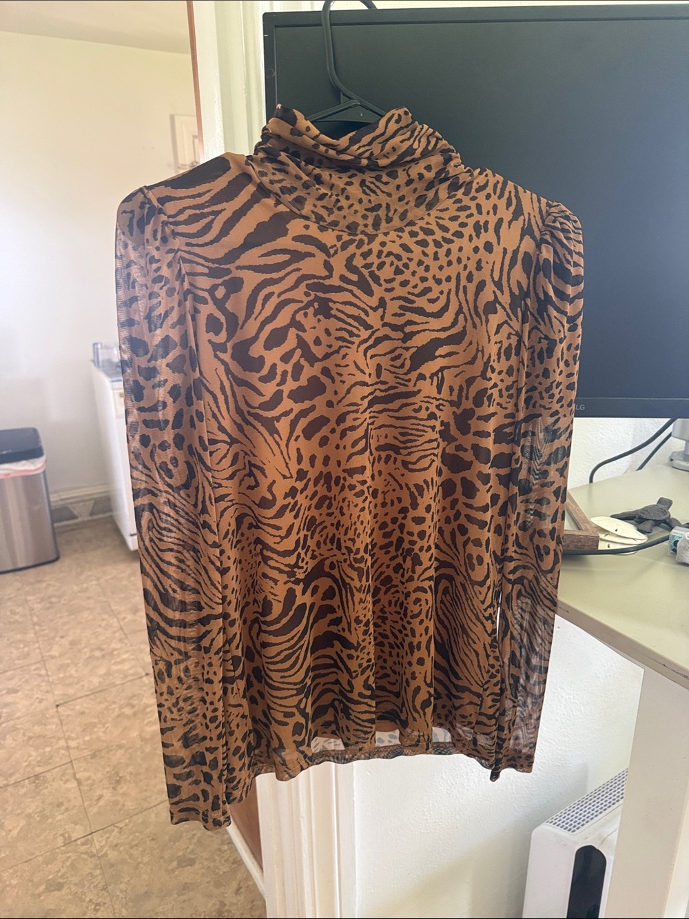 Jane and Delancey Brown and Black Animal-Print Long Sleeve Mock Neck Top